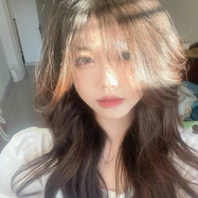 伊丽莎·施莱辛格:永远火辣辣